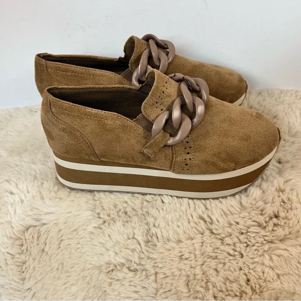 NWT‎ Pierre Dumas Paloma-1 Platform Sneaker in Tan Women’s 6